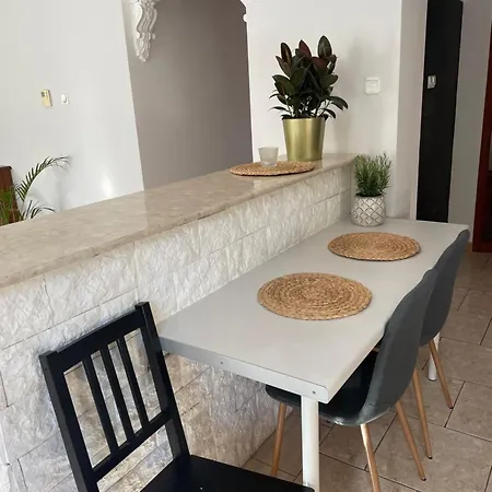 Airport Apartamento *