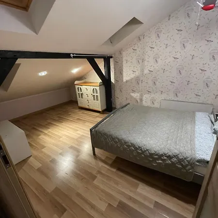 Airport Apartament