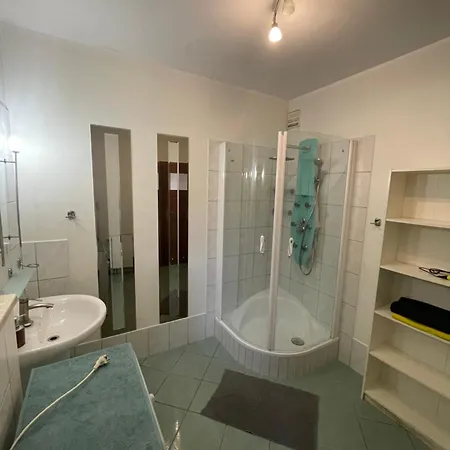 Appartement Airport *