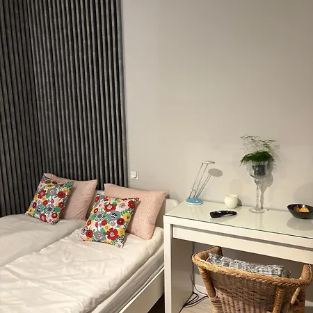 Airport Appartement *